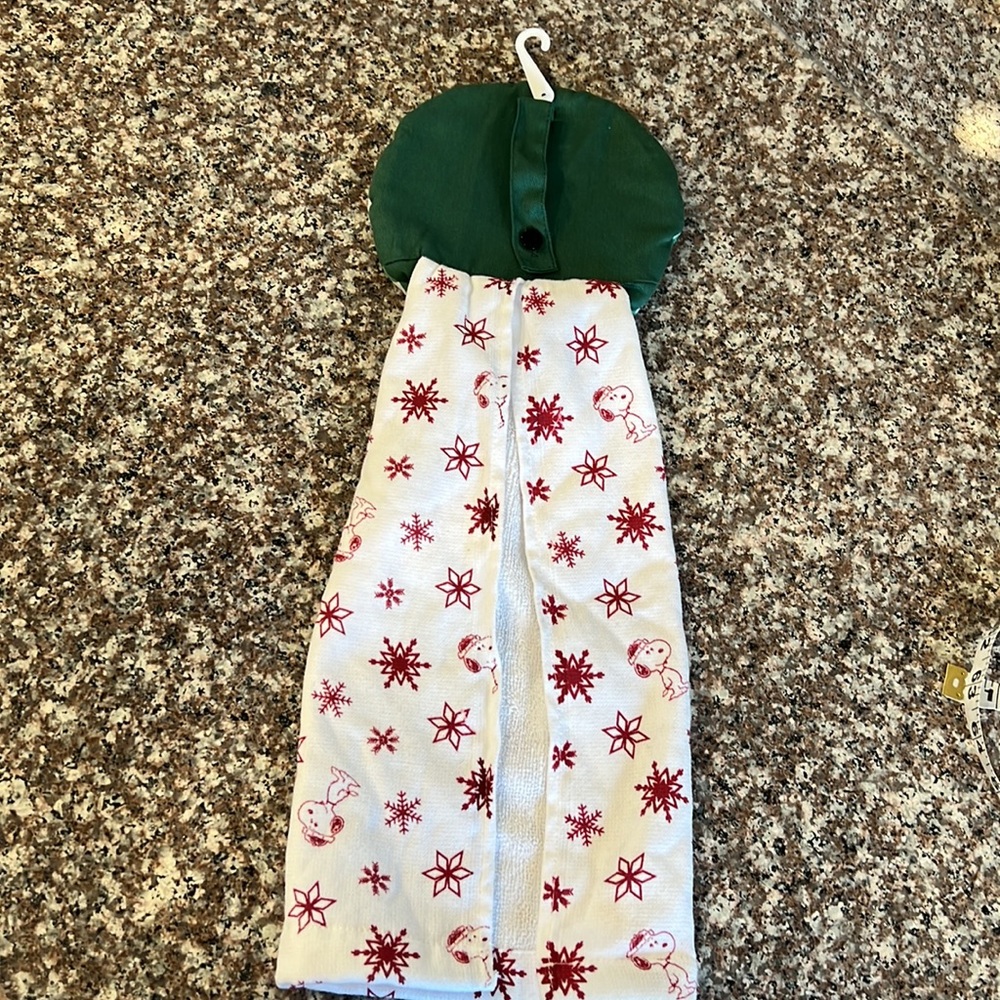 Peanuts Snoopy Christmas towel - Picture 4 of 5